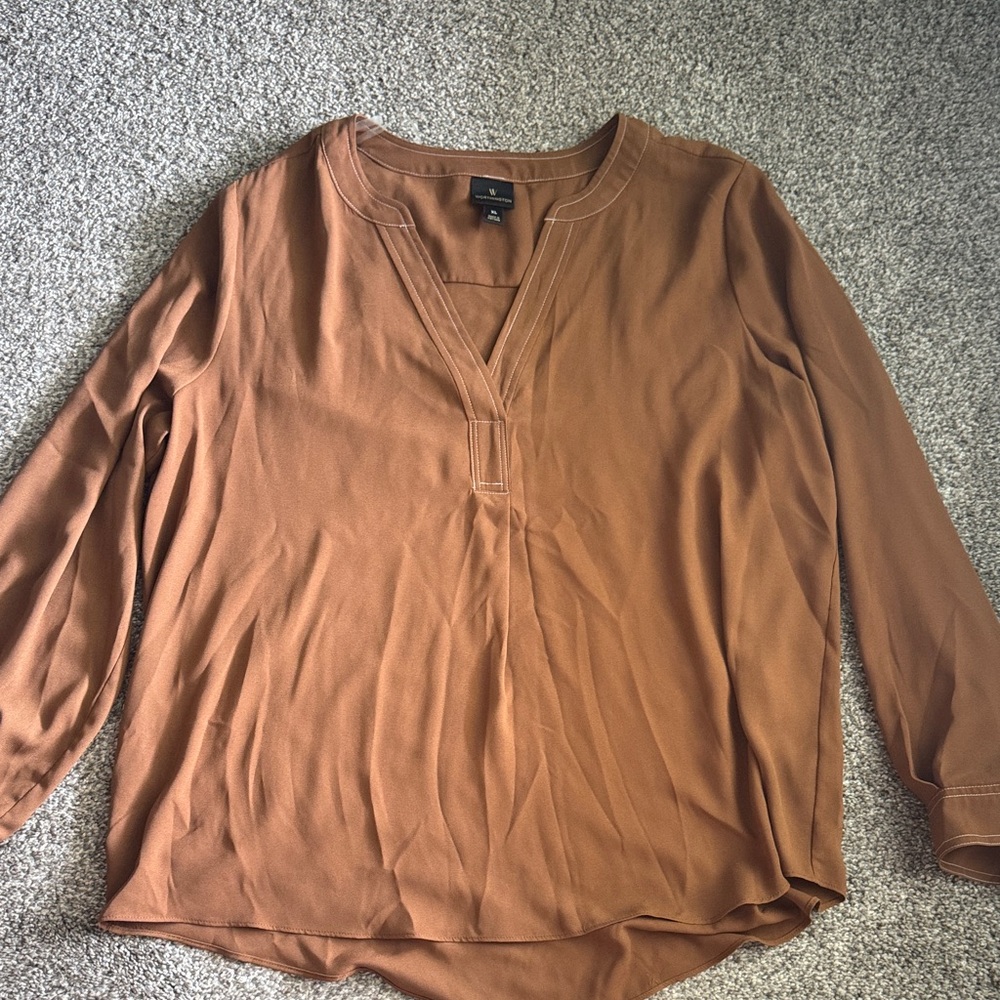 Worthington Tan V-Neck Blouse
